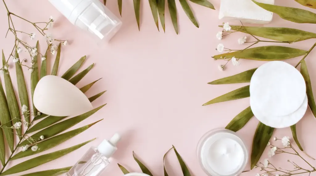 Pflegeprodukte im Kosmetikstudio Skinlifter in Berlin